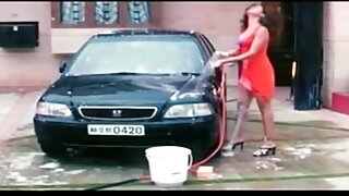 Այս անառակ շիկահերը  ...